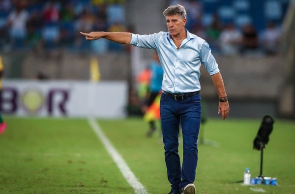 Renato Gaúcho reencontra a torcida do Flamengo e busca ‘vingança’