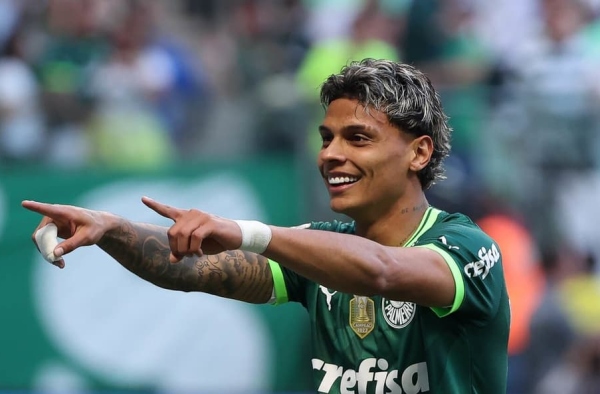 Richard Ríos dedica gol a ex-companheiro de Palmeiras que se contundiu gravemente em estreia no novo clube