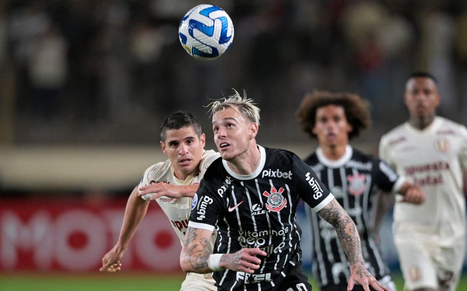 Róger Guedes fala pela primeira vez sobre a possibilidade de deixar o Corinthians após receber proposta do futebol árabe