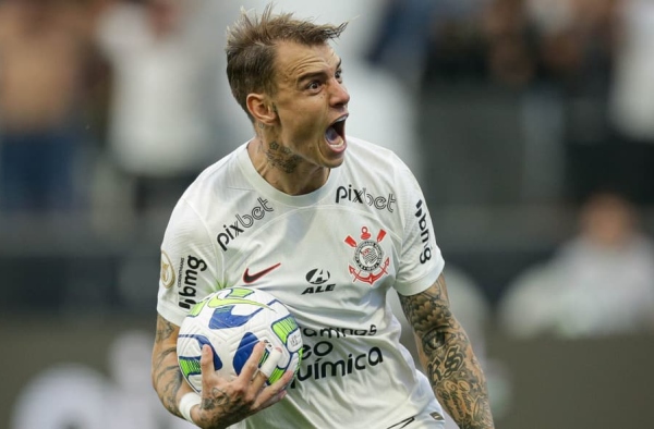Róger Guedes fala sobre ‘bronca’ em Wesley e nega relacionamento ruim com Yuri Alberto no Corinthians