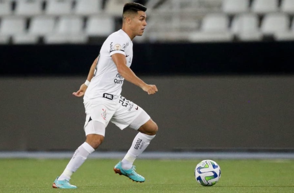 Roni lamenta derrota do Corinthians e espera melhora física e mental da equipe para o Majestoso
