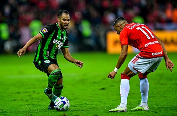 Rotina amarga! Internacional perde a terceira disputa de pênaltis com Mano Menezes