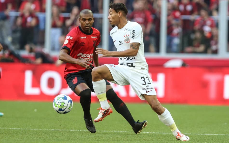 Ruan Oliveira fala sobre oscilação do Corinthians e ‘não acha palavras’ em começo de explicação