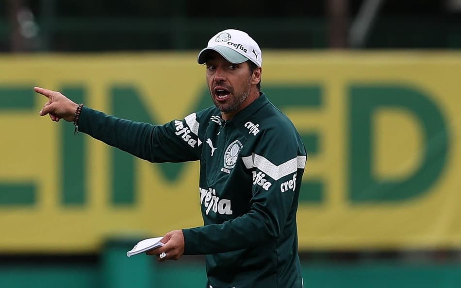 Saiba até quando o Palmeiras pode inscrever jogadores na Libertadores e no Brasileirão