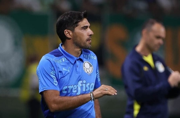Saiba por que Abel Ferreira voltará a comandar o Palmeiras somente contra o Flamengo