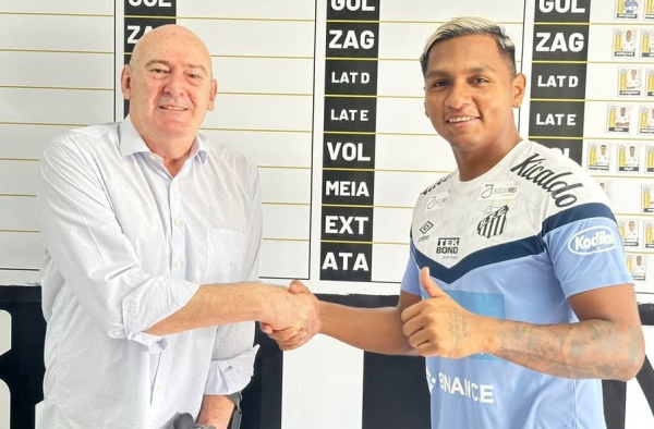 Santos anuncia contratação de Alfredo Morelos