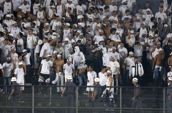 Santos não terá torcida por 30 dias; clube não vai recorrer de punição do STJD