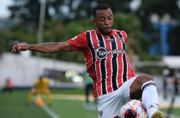 São Paulo negocia Welington com time russo