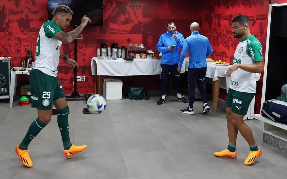 Segurança, família, exposição… Os motivos que levaram os jogadores a deixarem o Palmeiras