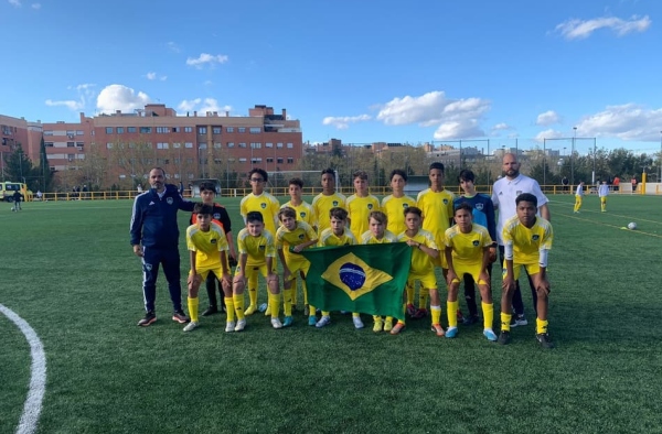 Seleção Brasileira de jovens se destaca em torneio da Ibercup na Europa