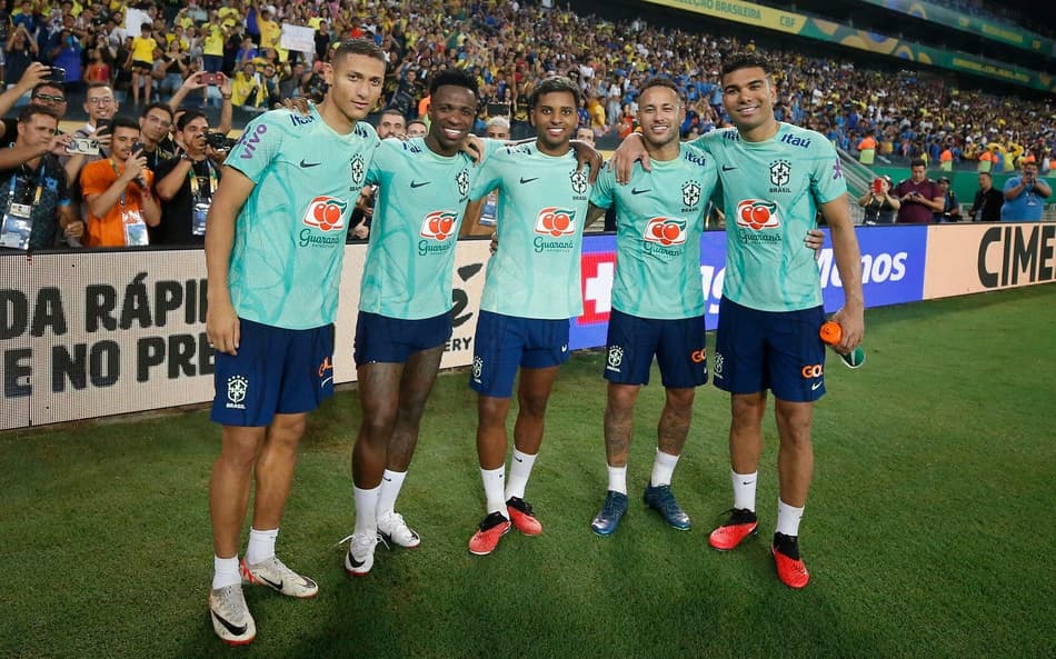 Seleção encerra preparação para pegar a Venezuela com duas mudanças; veja provável time