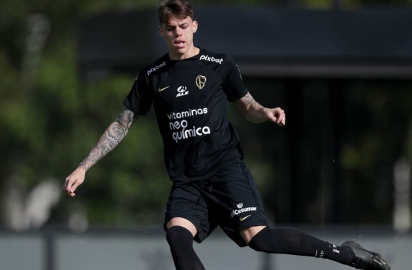 Sem Renato Augusto e com baixa no ataque, Corinthians fecha preparação para encarar o Athletico-PR