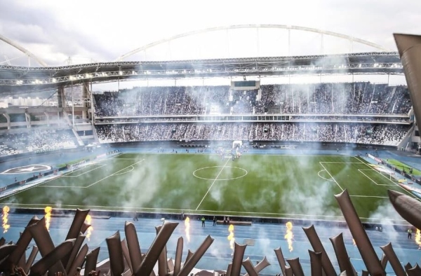 Shows fazem Botafogo buscar alternativas para mandar a partida contra o Grêmio