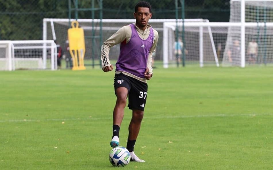 Talles Costa é mais um a iniciar transição no São Paulo durante pausa da Data Fifa