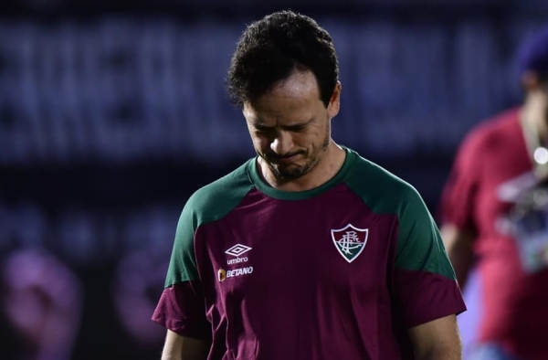 Técnico do Fluminense aponta erro em gol sofrido contra o Bragantino: ‘Totalmente evitável’