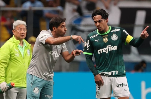Técnico do Palmeiras, Abel Ferreira não deve ser punido pelo STJD por insinuação de ‘roubo’