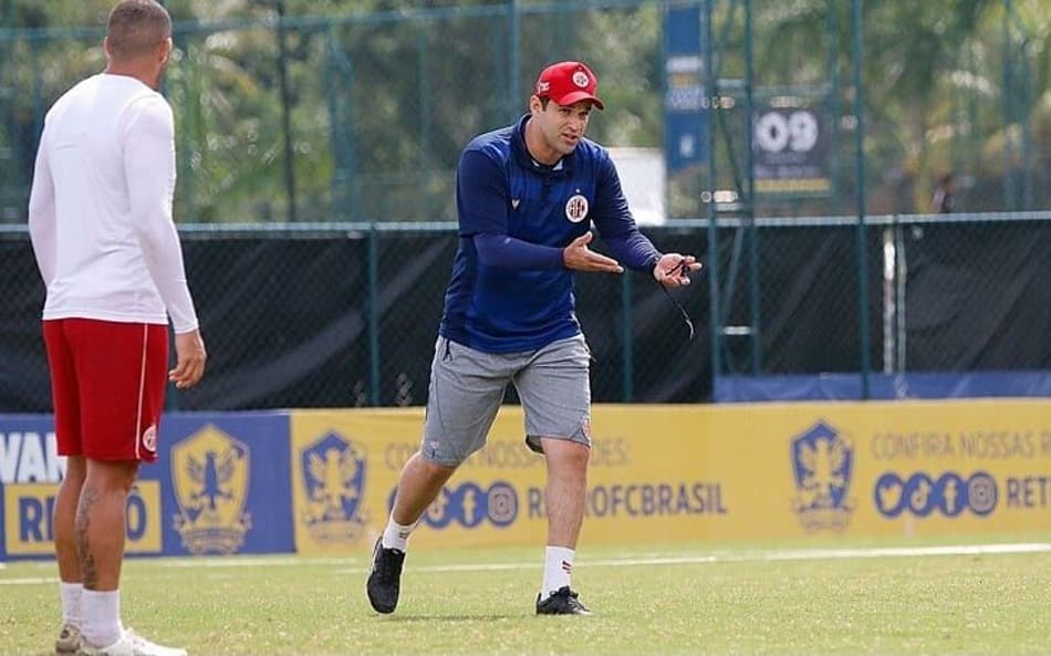Thiago Carvalho vibra com vitória e vê América-RN em ascensão na Série C