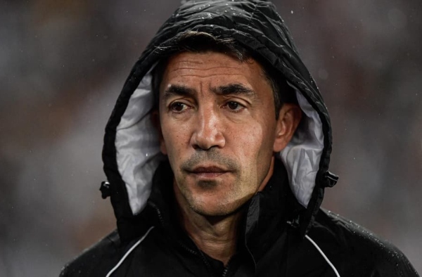 VÍDEO: Bruno Lage é hostilizado pela torcida após tropeço do Botafogo diante do Goiás