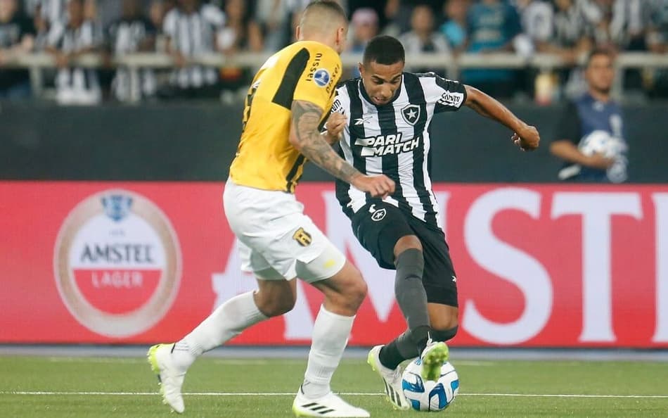 Victor Sá detalha cautela do Botafogo apesar da boa sequência no Campeonato Brasileiro