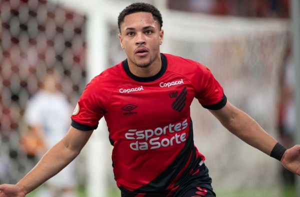 Vitor Roque na lista; as vendas mais caras do futebol brasileiro