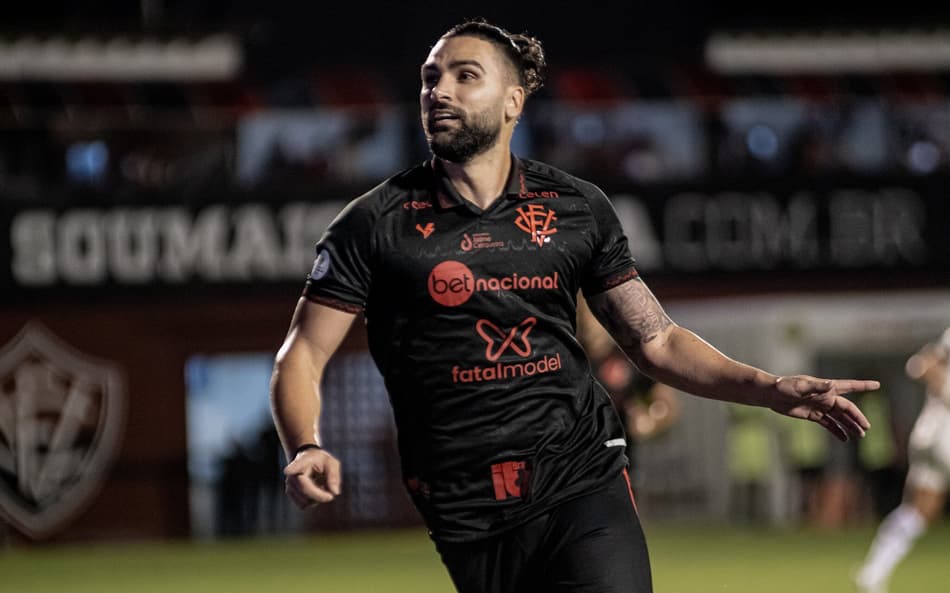 Vitória x Tombense: onde assistir, prováveis escalações e horário do jogo pela Série B