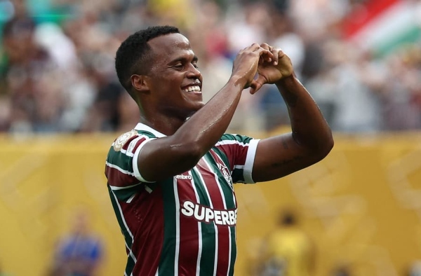 Arias cumpre responsabilidade de maestro e rege o Fluminense no Mundial