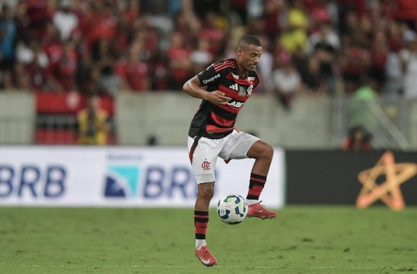 Entenda as chances do Flamengo ter Plata e De la Cruz na estreia do Mundial de Clubes