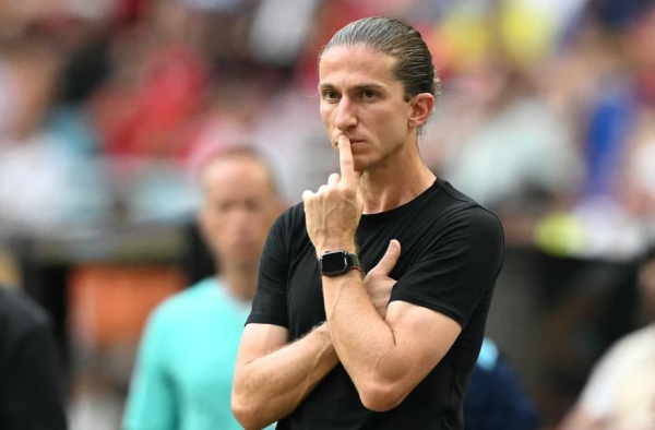 Filipe Luís justifica erros do Flamengo contra o Bayern: ‘São melhores que nós’