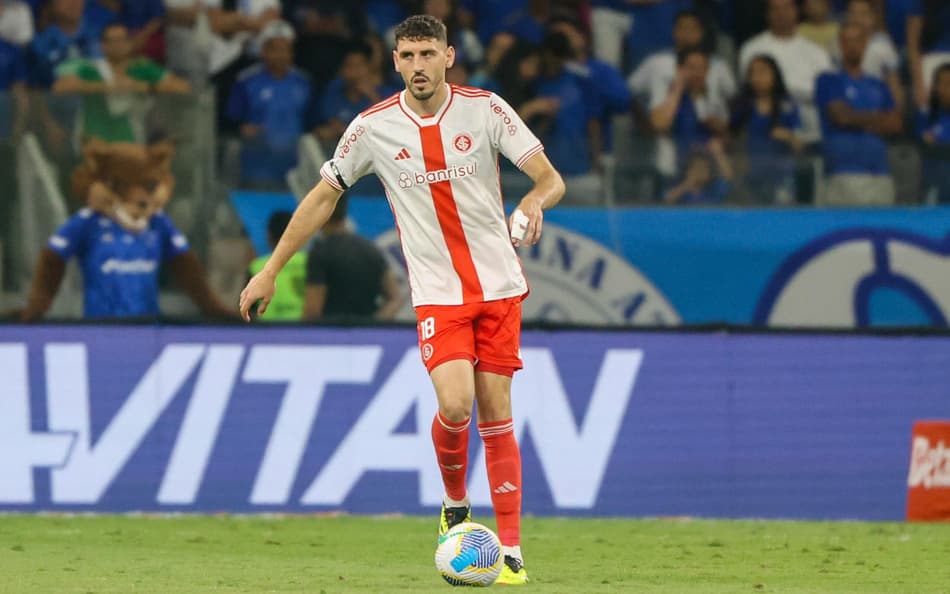Internacional: situação de zagueiro é definida