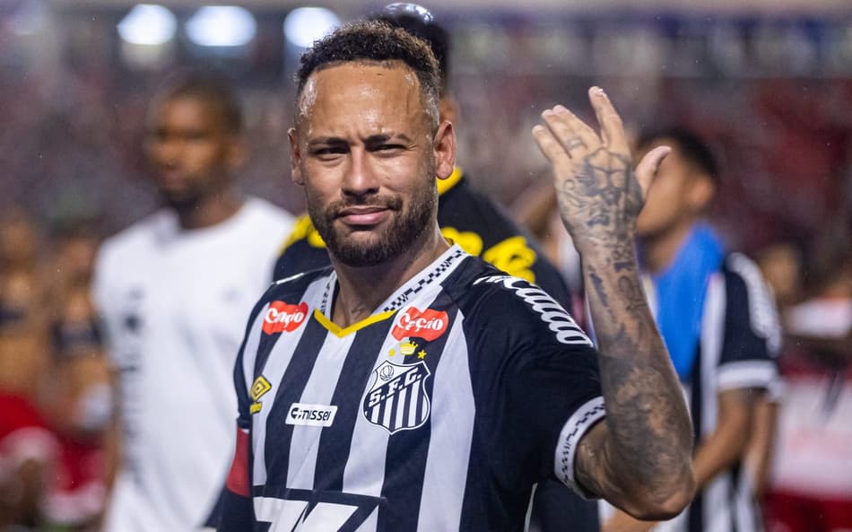 Leifert clama por Neymar e cobra medalhão de Ancelotti: ‘Não é coincidência’