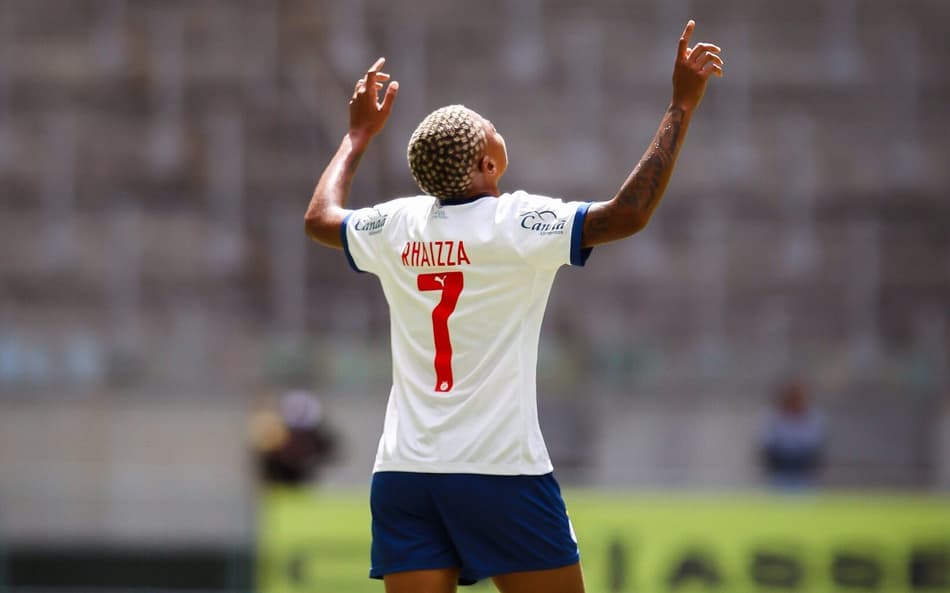 Na Fonte Nova, Rhaizza marca hat-trick e Bahia vence Ferroviária no Brasileirão feminino
