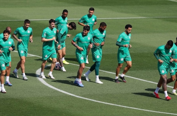 Palmeiras tem baixa em treino, e Abel Ferreira prepara mudança na escalação