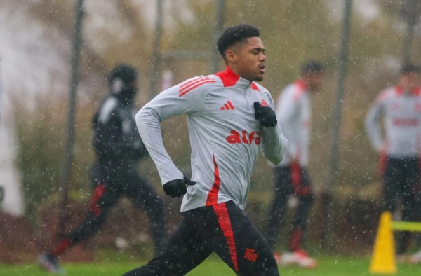 Pedida alta deve manter zagueiro titular no Internacional
