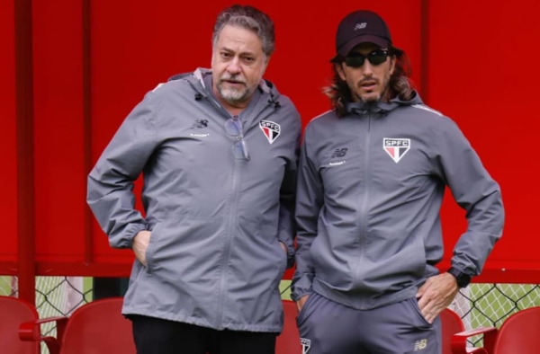 Presidente do São Paulo se manifesta sobre saída de Zubeldía
