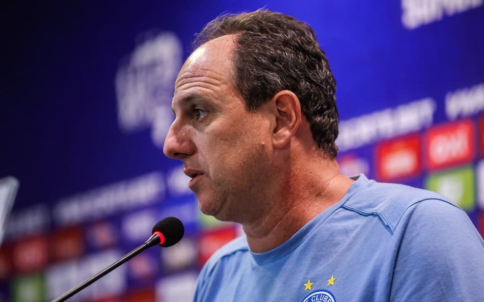 Assista à íntegra da coletiva de Rogério Ceni, técnico do Bahia