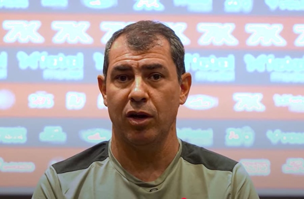 Assista à íntegra da entrevista coletiva de Fábio Carille, técnico do Vitória