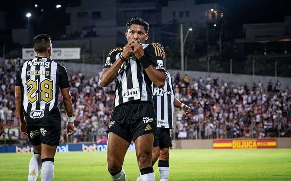 Atlético-MG está escalado com Rony entre titulares