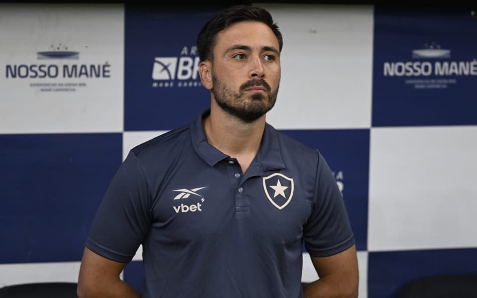 Botafogo define time para partida contra o Vitória; veja escalações
