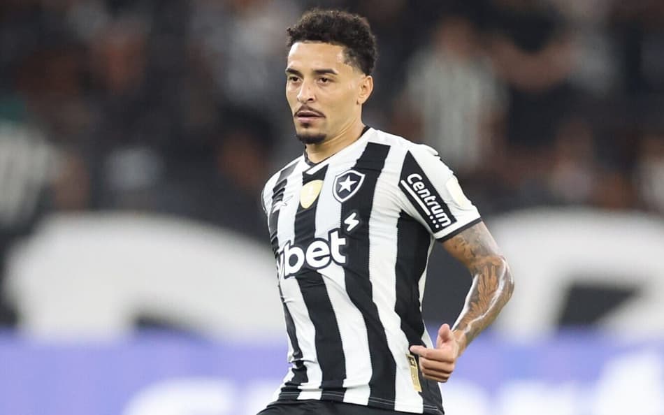 Botafogo e Al‑Rayyan fecham acordo, e venda de Gregore é encaminhada