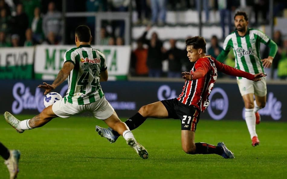 Com boa atuação no Brasileirão, Bobadilla busca redenção no São Paulo após polêmica