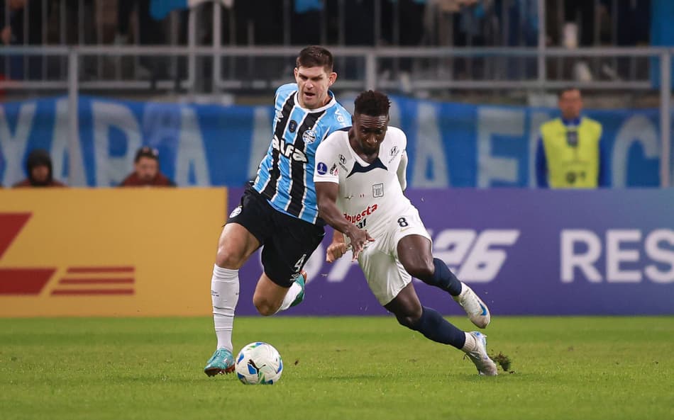 Com ‘Lei do Ex’, Grêmio só empata com o Alianza Lima e dá adeus à Copa Sul-Americana