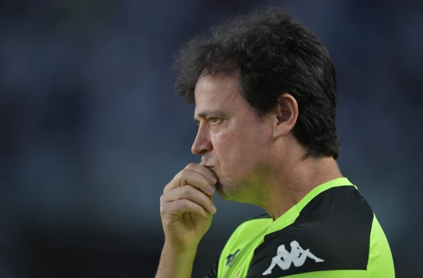 Com novidade na zaga, Vasco está escalado para enfrentar o Internacional