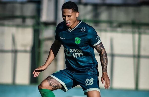 Com sondagens do Brasil e da Ásia, destaque do Floresta pode deixar o clube