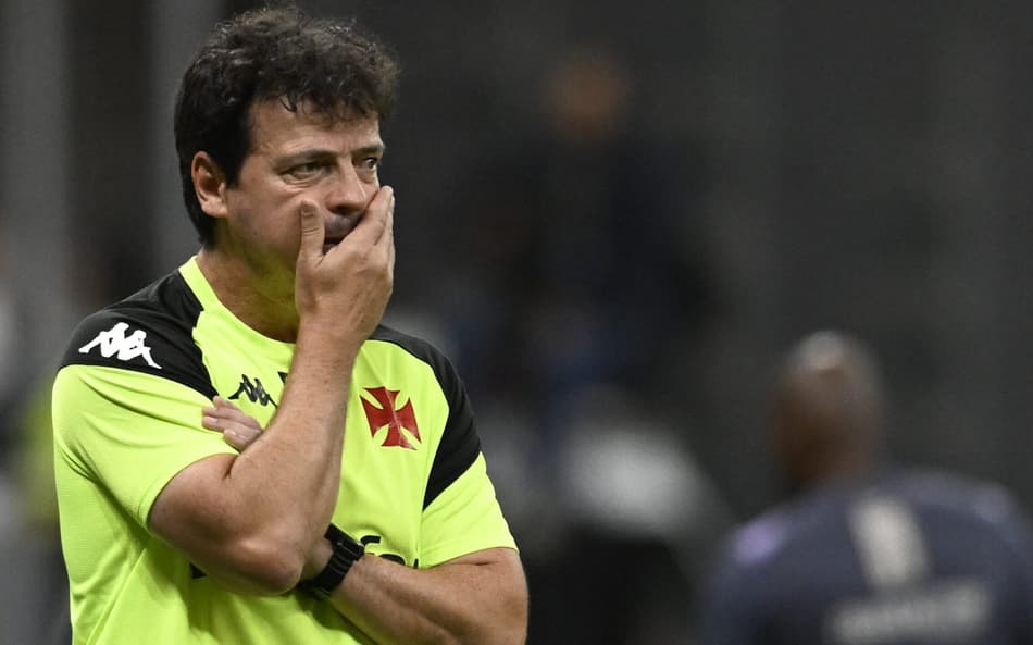 Com surpresa na zaga, o Vasco está escalado para a partida contra o Del Valle