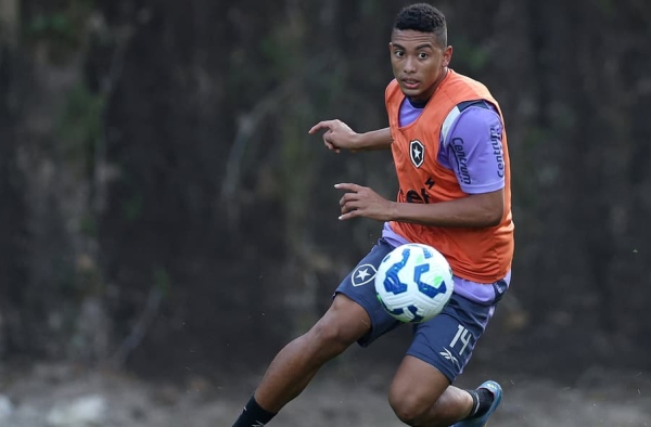 Confira a íntegra da apresentação de Jordan Barrera no Botafogo