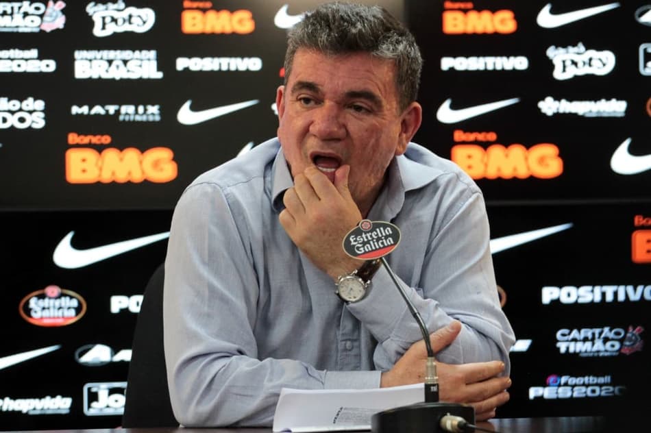 Conselheiros articulam denúncia contra Andrés Sanchez e agitam política do Corinthians