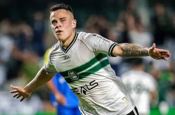 Coritiba empresta meio-campista para rival da Série B