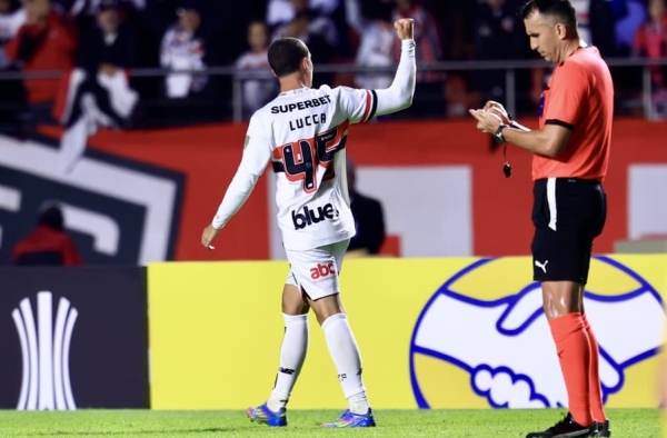 Dupla de promessas do São Paulo desce para Sub-20