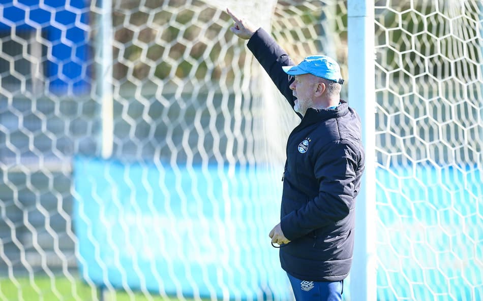 Em final de semana de muito trabalho, Mano encaminha Grêmio para a Recopa Gaúcha