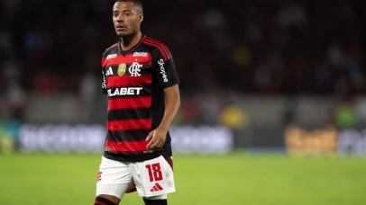 Entenda condição física e prazo de retorno de De la Cruz no Flamengo